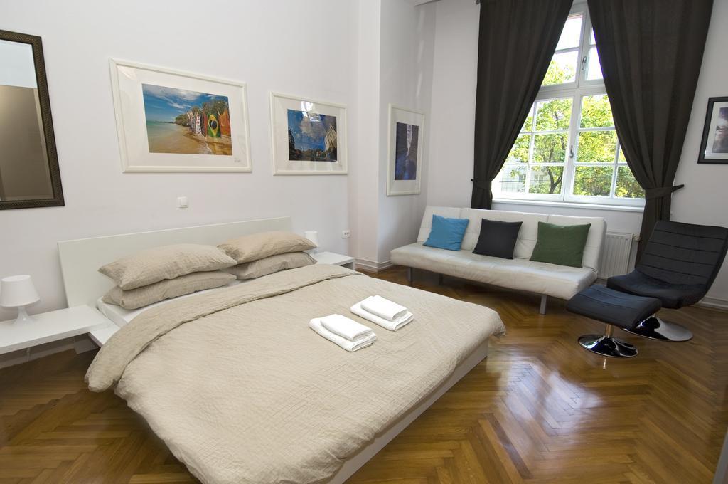 Galeria Rooms Ljubljana Kamer foto