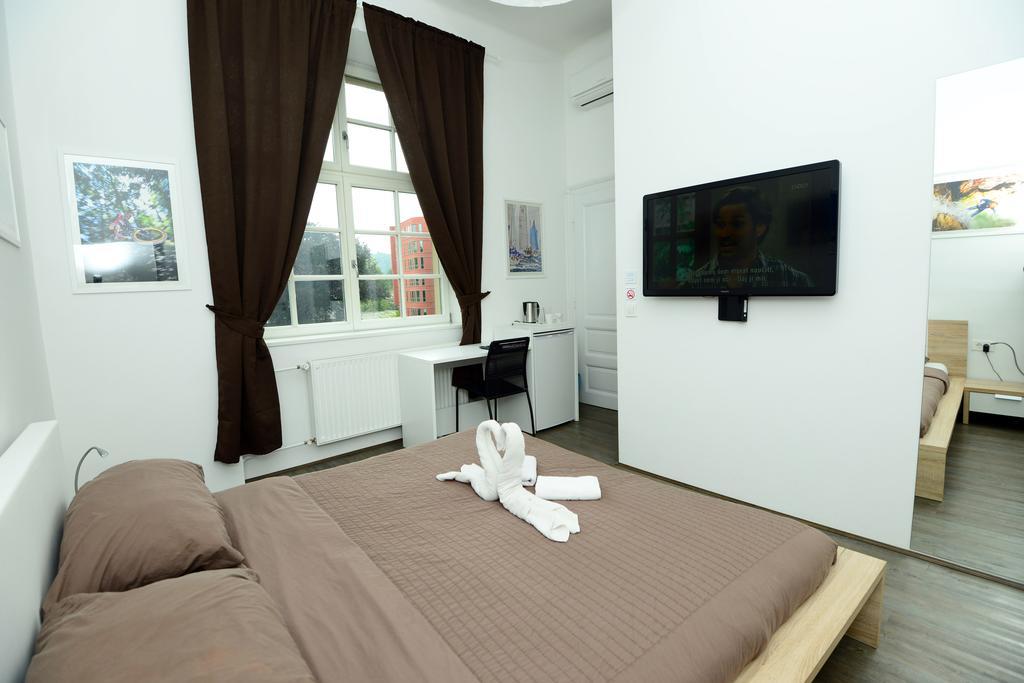 Galeria Rooms Ljubljana Kamer foto